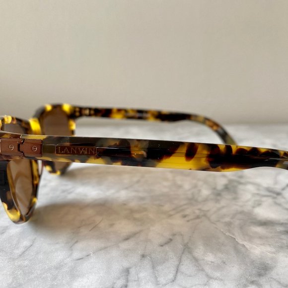 Lanvin Tortoise Shell Sunglasses - Picture 4 of 8